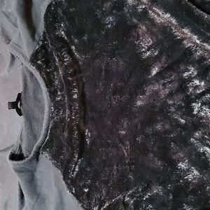 Fuzzy black sweatshirt